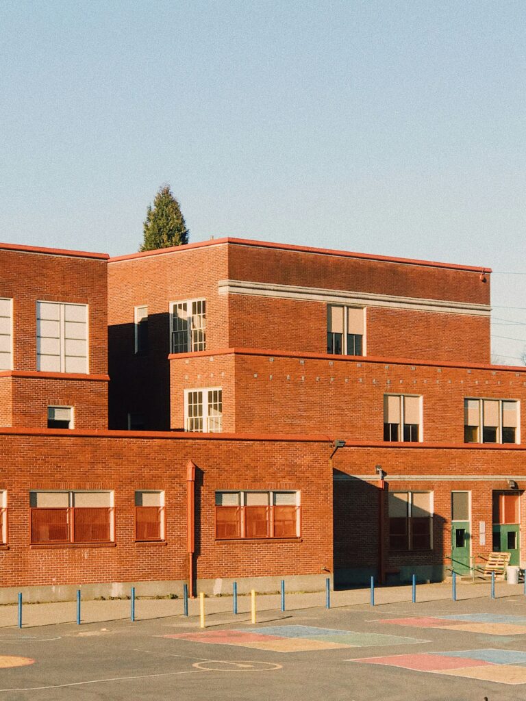 Reduce electric bills with ENERGY STAR tracking for school districts